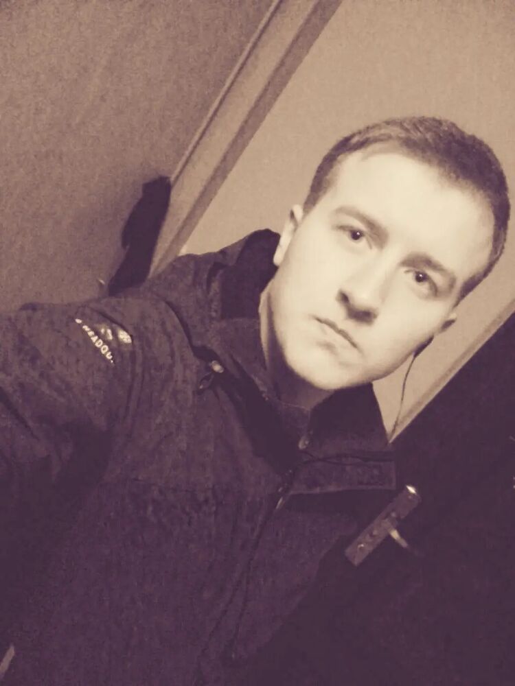  41882737  Kirill, 30 ,    