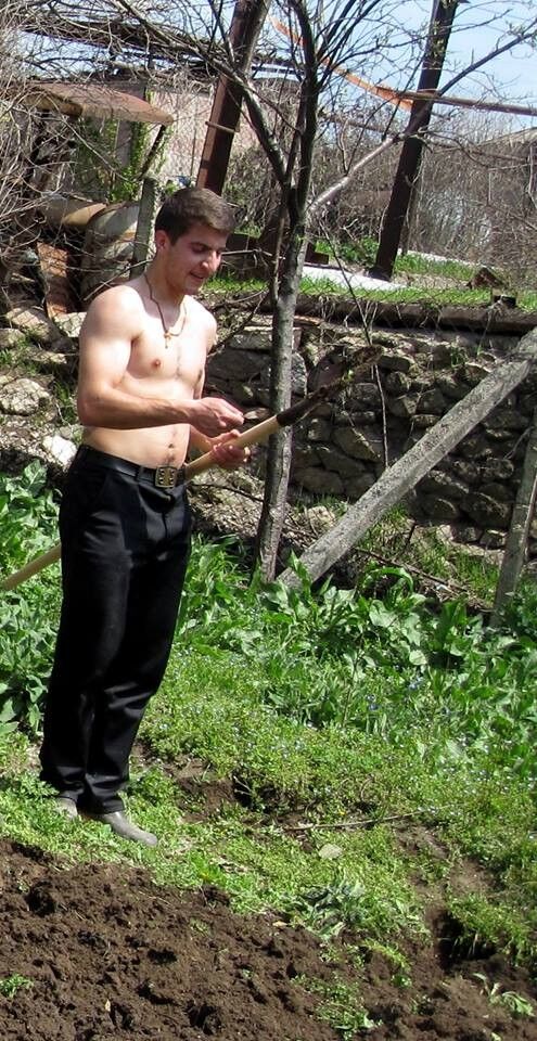  ,   Vahan, 40 ,   , 