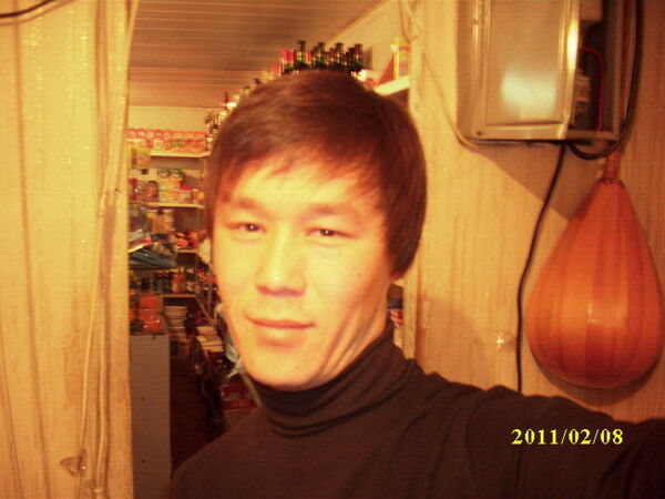  4426647  Noname, 39 ,    