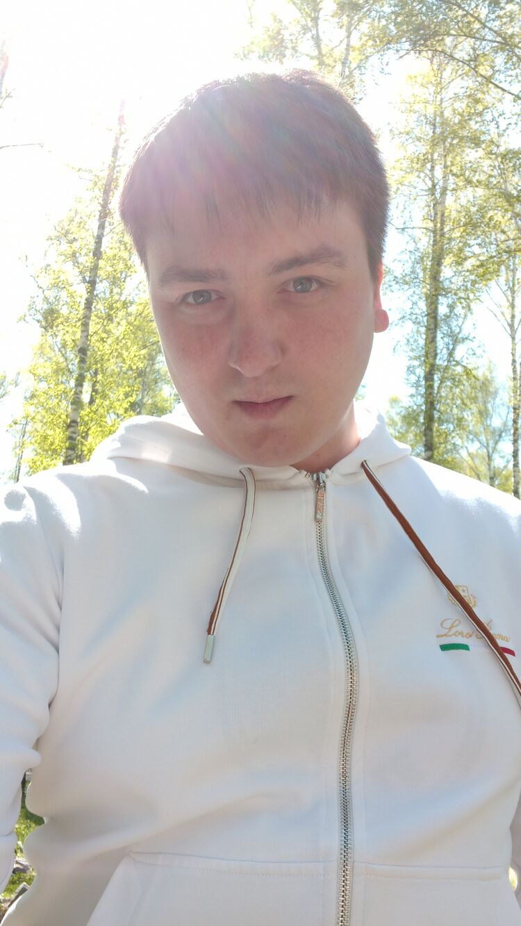  37402687  Stanislav, 32 ,    -