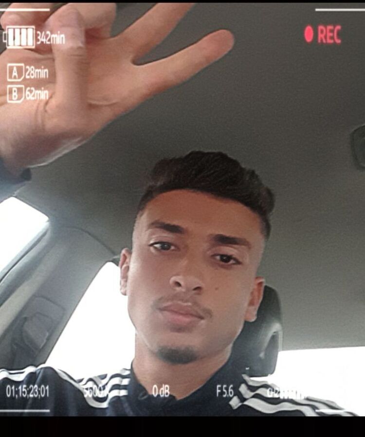  ,   Ayuob, 25 ,   ,   