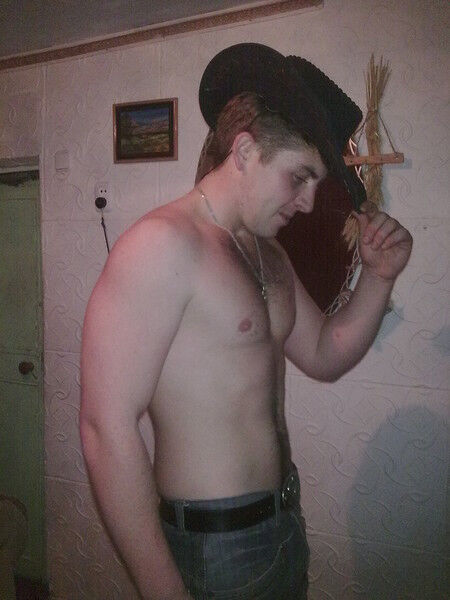  ,   Ivan, 34 ,   
