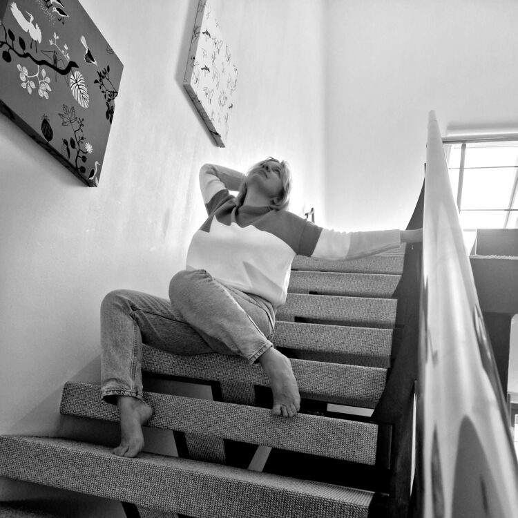  50011037  Elena, 43 ,    