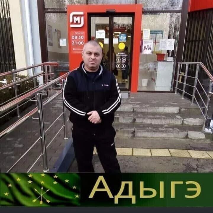  32008717  , 44 ,    