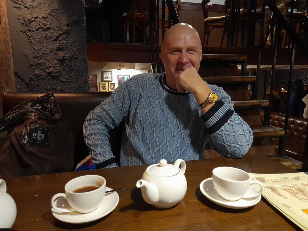  ,   Vyacheslav, 49 ,   ,   , c 
