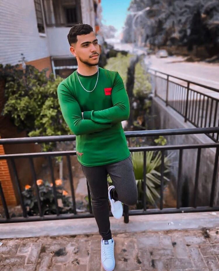  42916407  Adem Laidi, 23 ,    Algiers