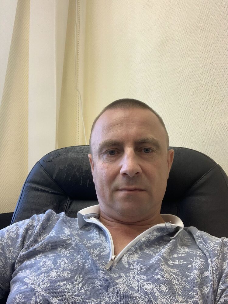  ,   Yevhenii, 40 ,   ,   , 