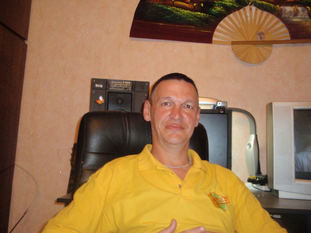  19321437  Vyacheslav, 55 ,    
