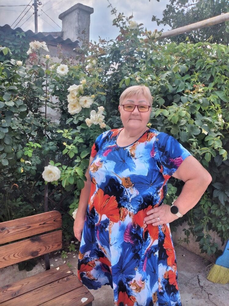  ,   Mari, 57 ,     