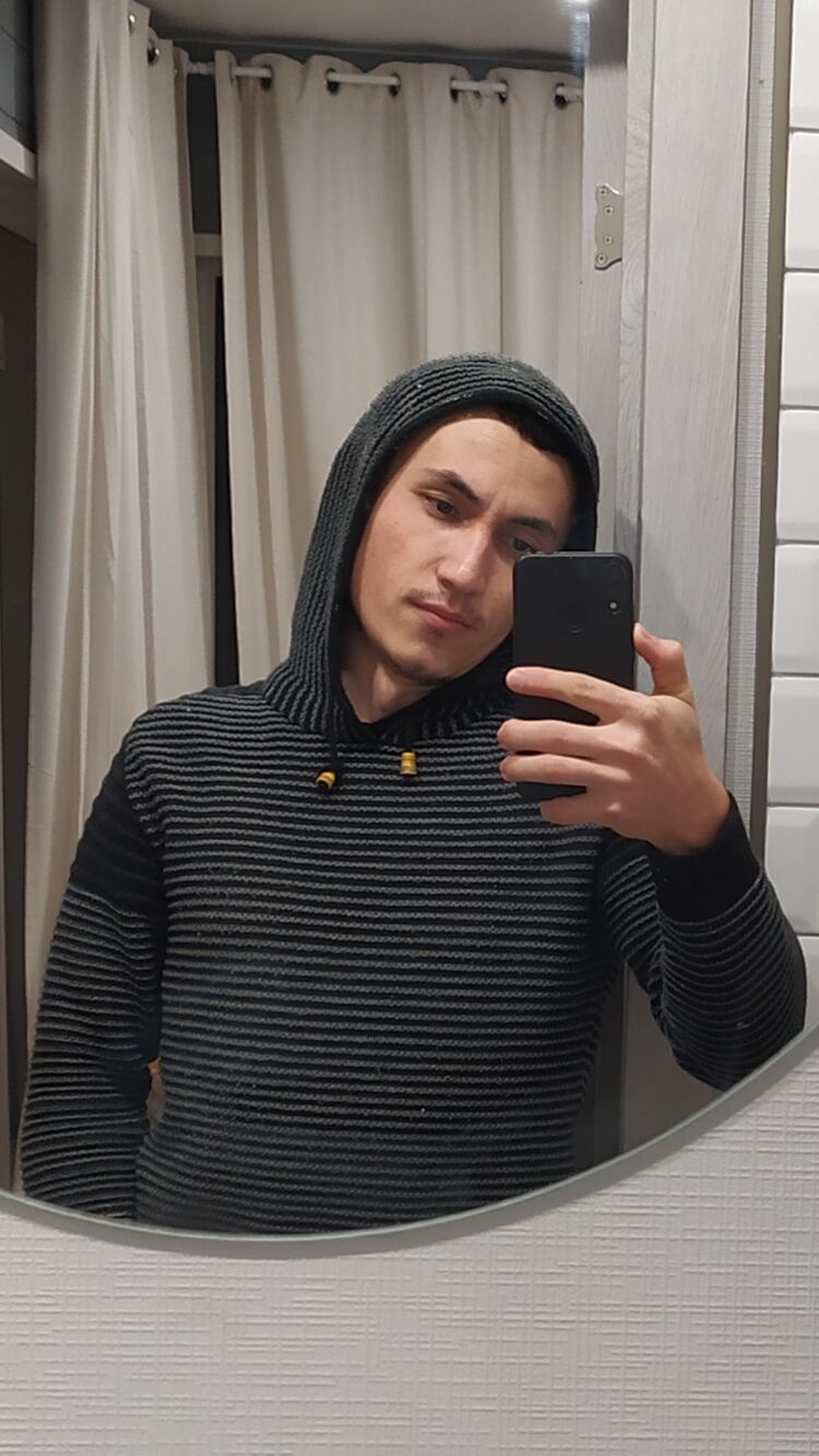  35337207  , 28 ,    