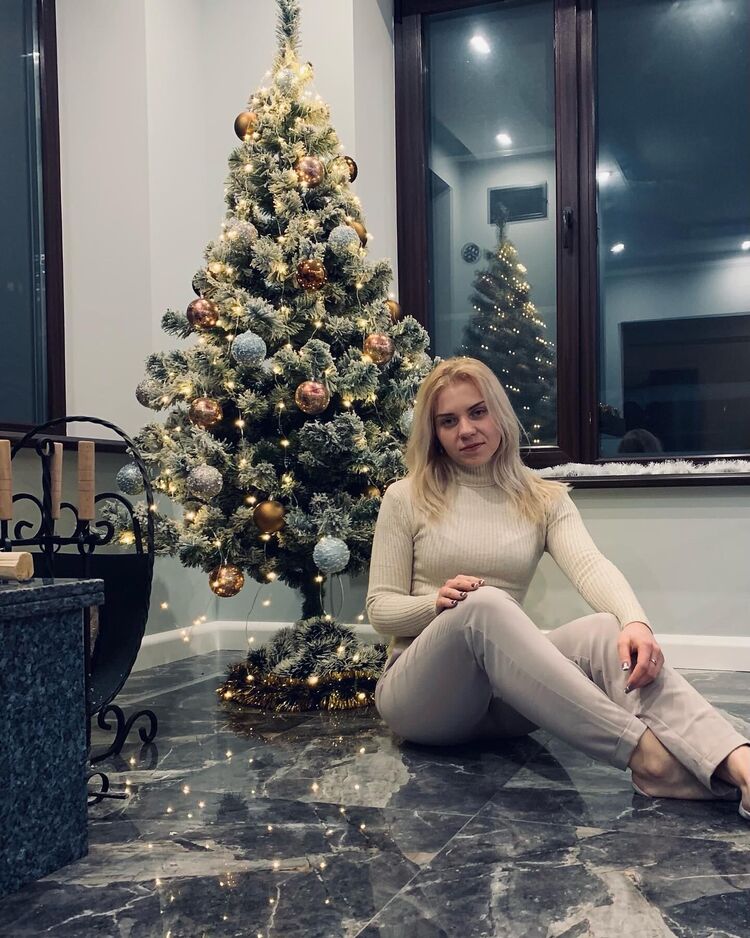  36568037  , 28 ,    