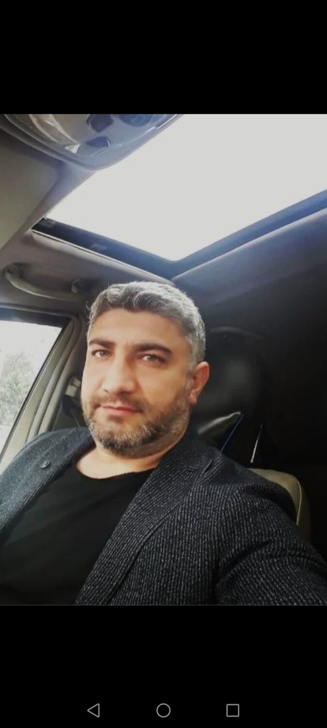  52097257  Kamil, 37 ,    