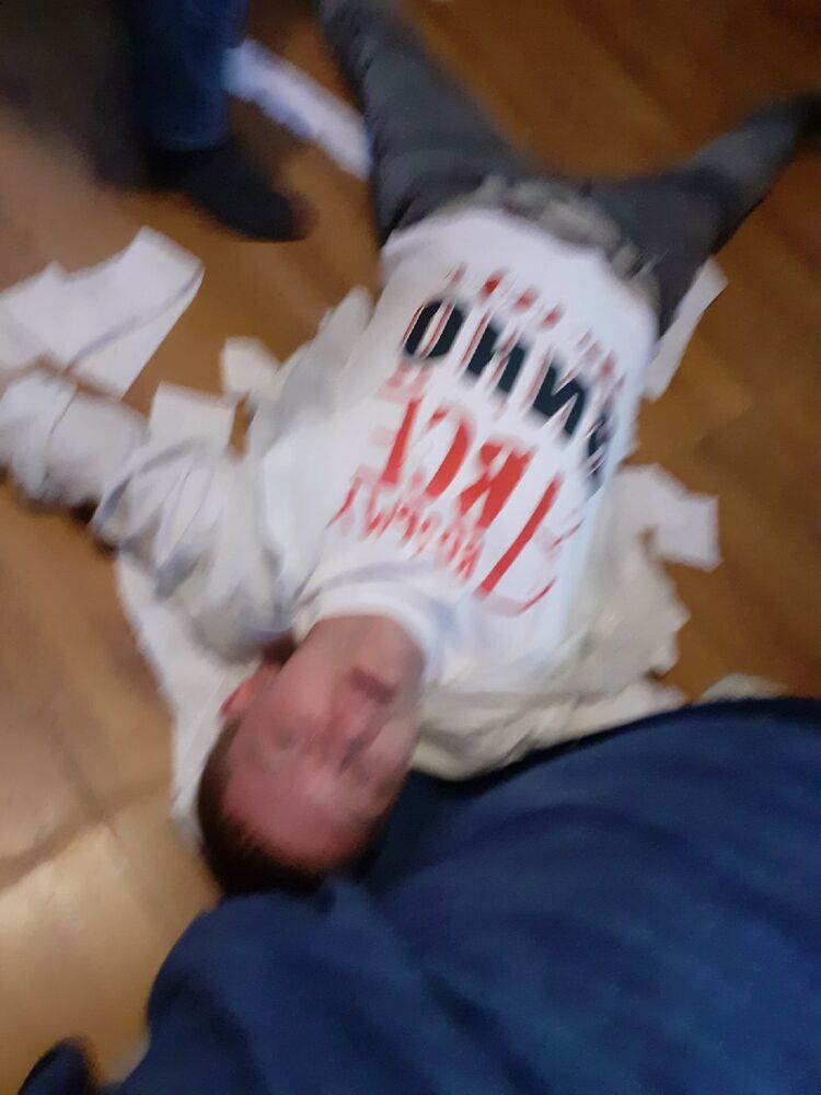  24228707  , 40 ,    -