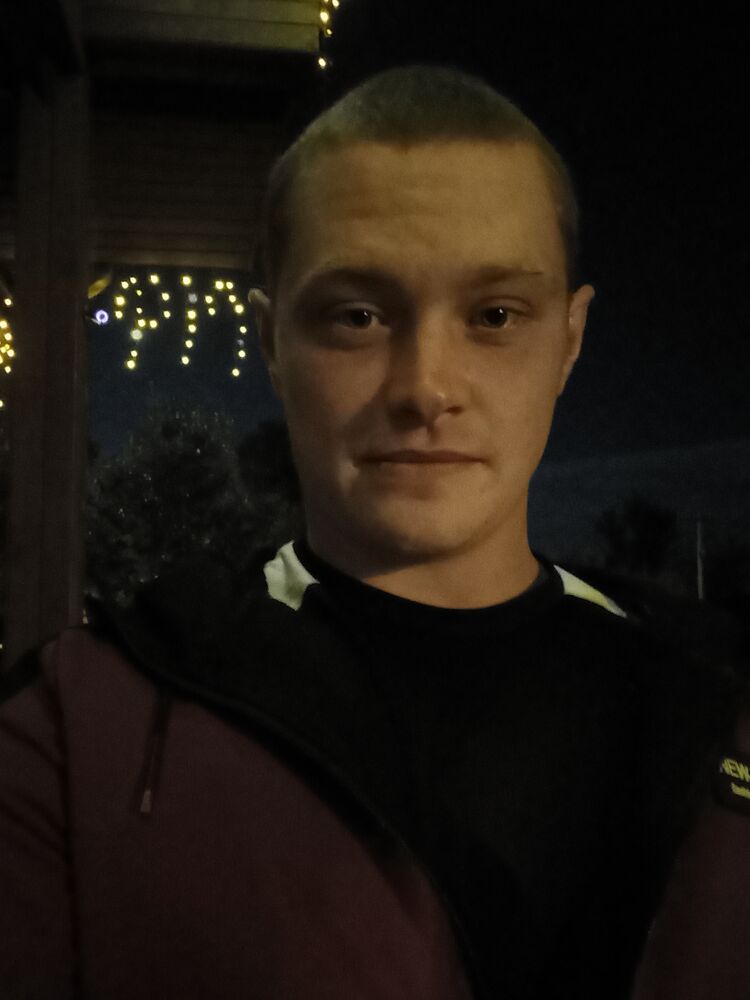  31624577  Maksim, 27 ,    