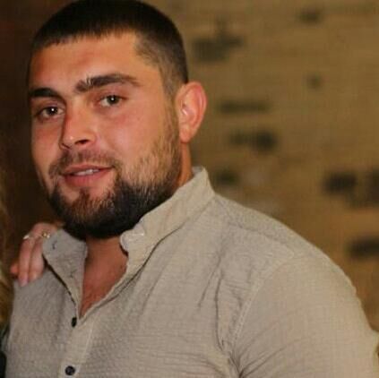  48811167  Robert, 34 ,    --