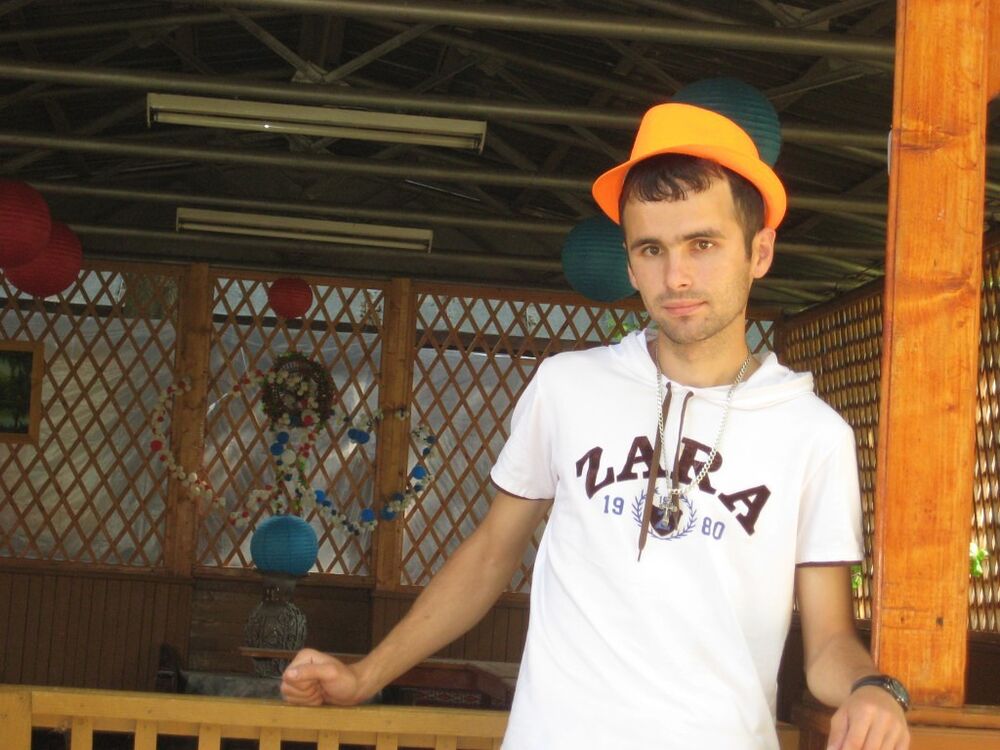  5859557  Vadim, 35 ,    