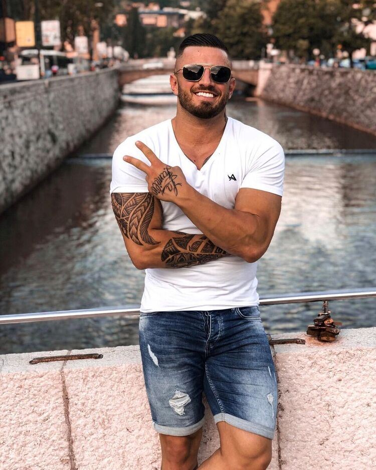 ���� 21755827 ������� �����, 42 ����, ���� ���������� � �����-����������