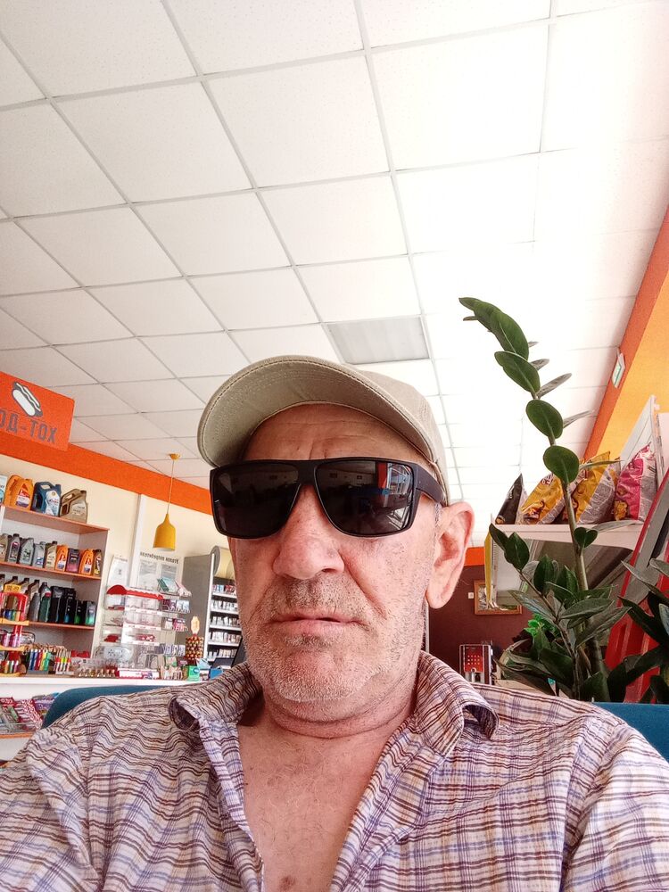  44153867  , 61 ,    
