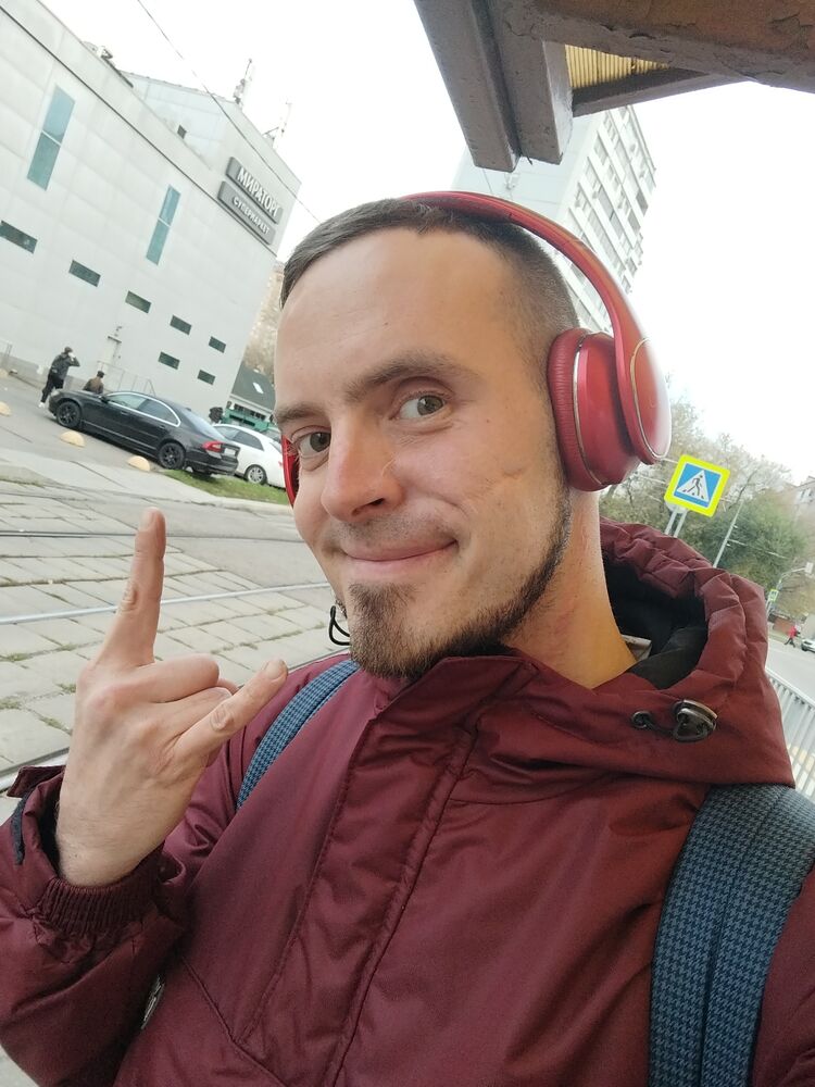  48628127  , 33 ,    
