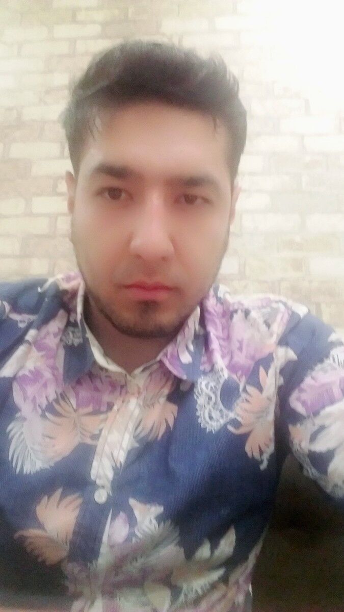  ,   Amirbek, 33 ,   ,   , c 