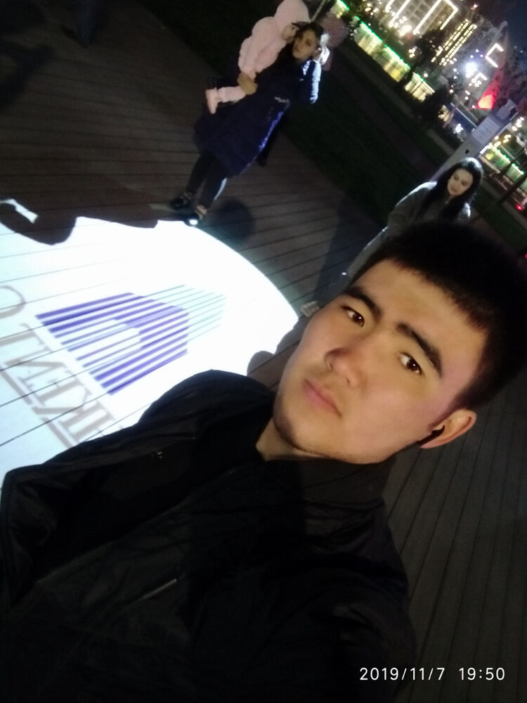  18058847  Sirojiddin, 26 ,    