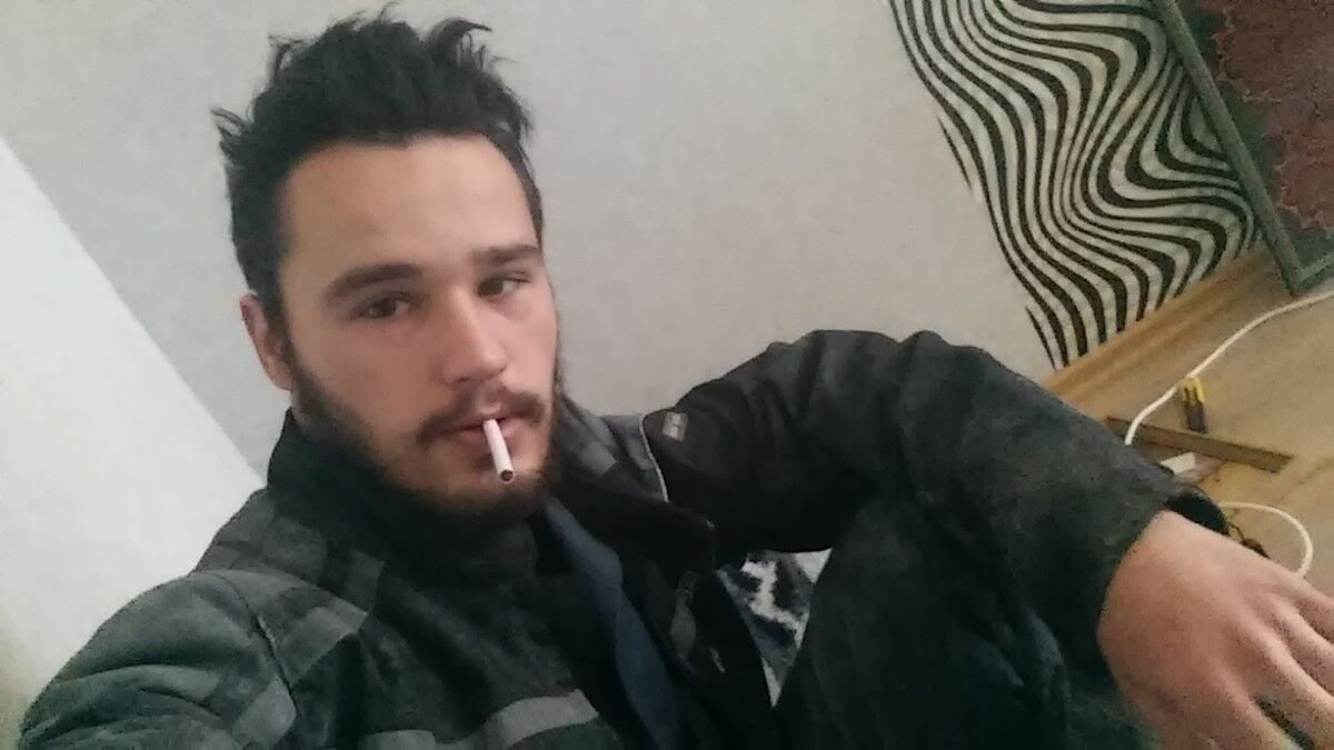  -,   Wlad, 27 ,   