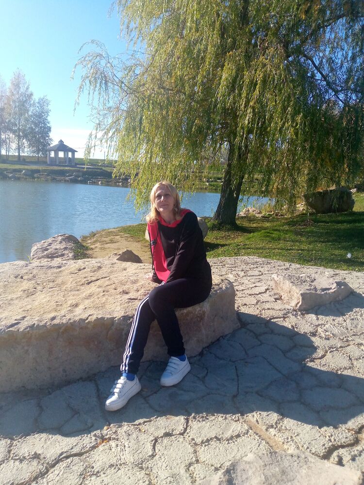  29859317  Svetlana, 46 ,    