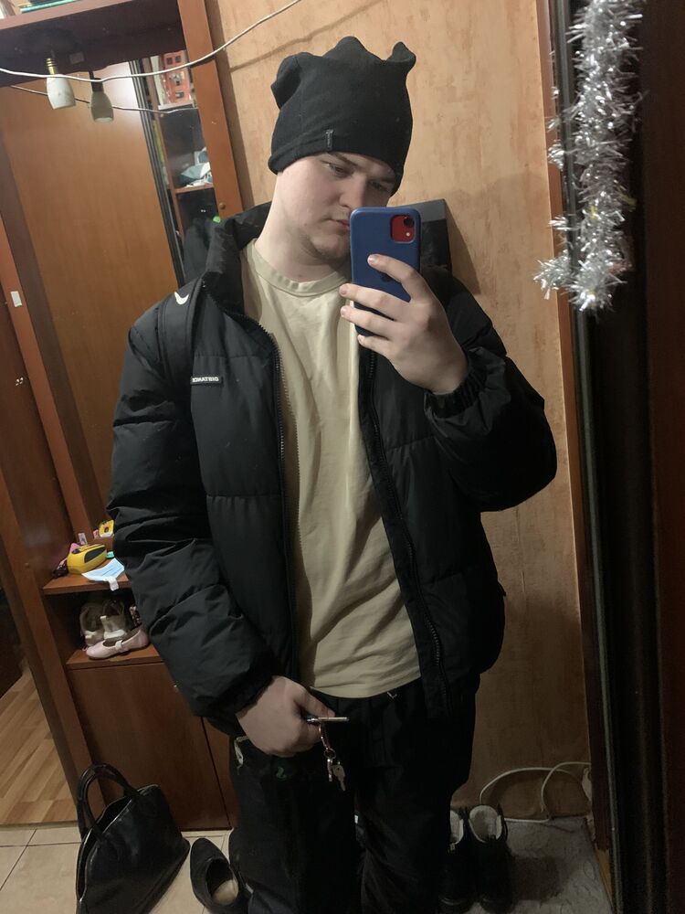  36612877  , 26 ,    