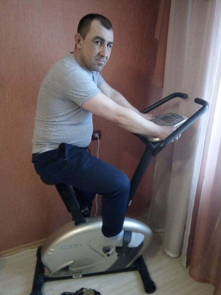  27665807  Aleksanbr, 44 ,    