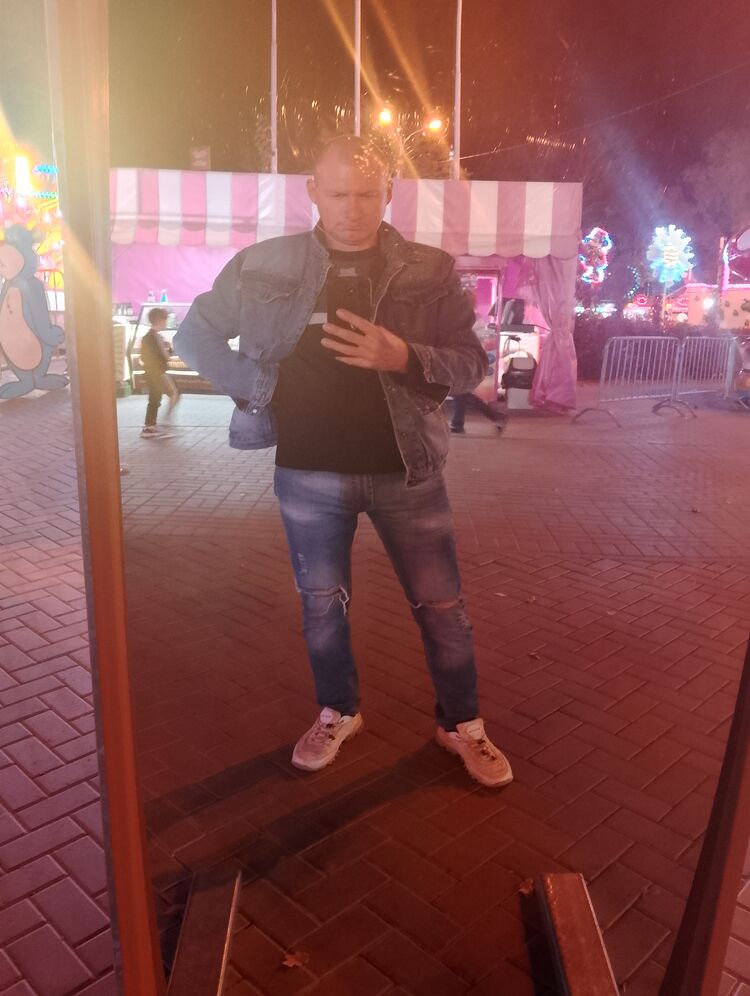  46903417  , 45 ,    