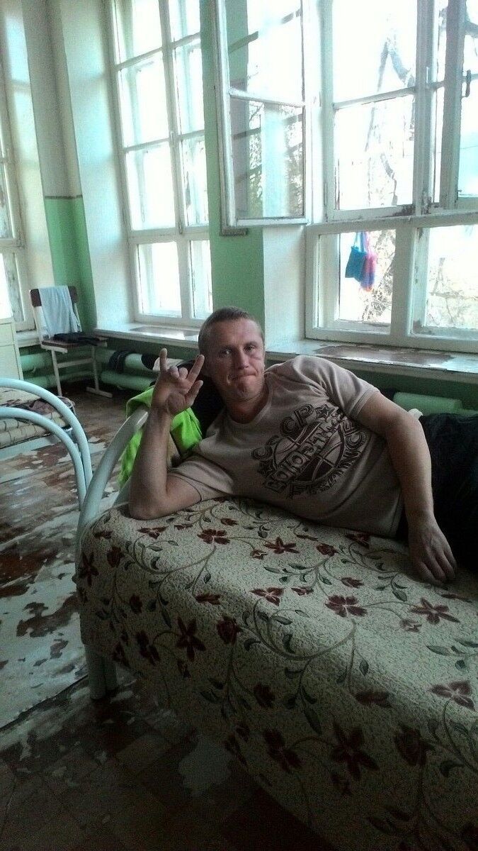  ,   Kosty, 41 ,   ,   , c 