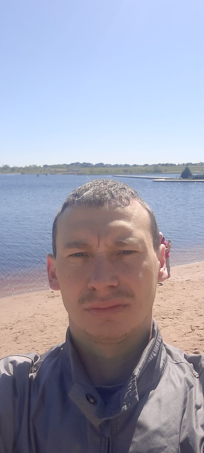  35593047  , 40 ,    