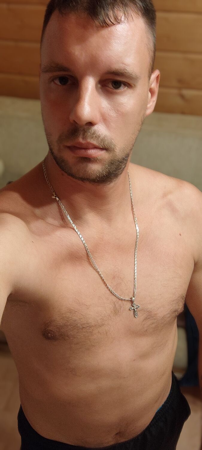  43671677  , 35 ,    