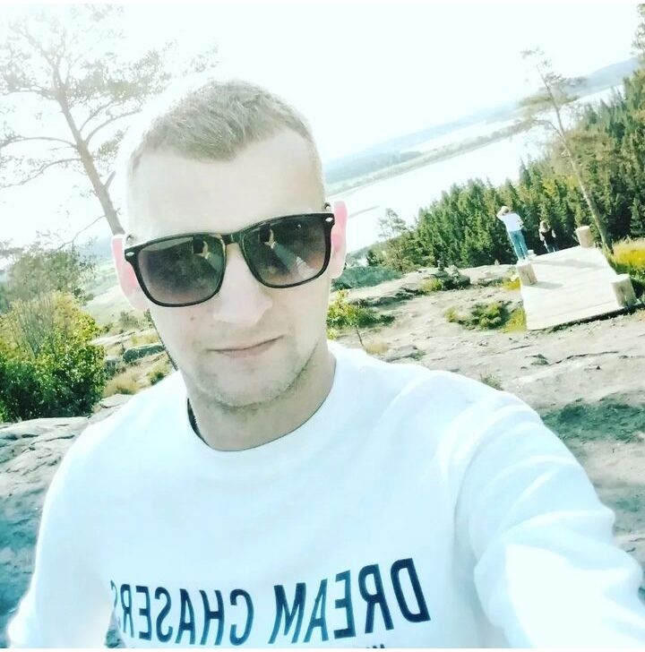  46762897  , 34 ,    