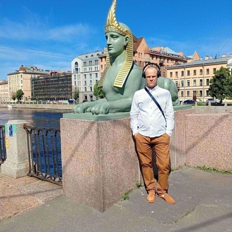 ���� 52418357 ������� ����, 42 ����, ���� ���������� � �����-����������