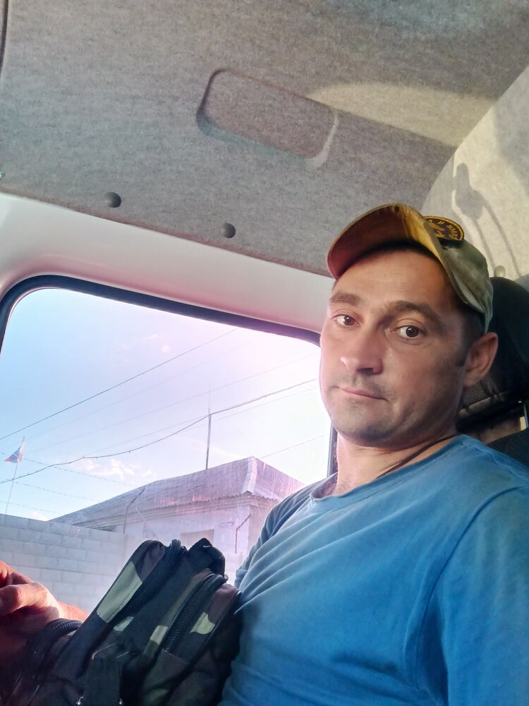  52760397  Artem, 36 ,    