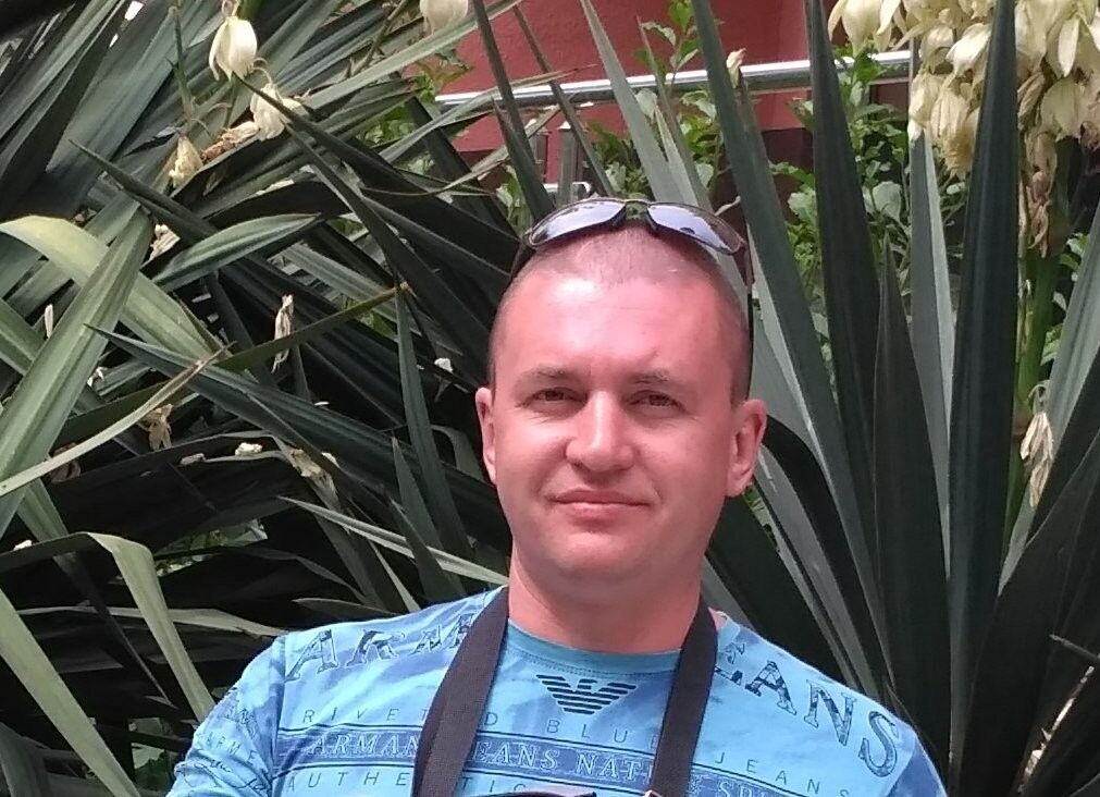  10935707  Dmitry, 46 ,    
