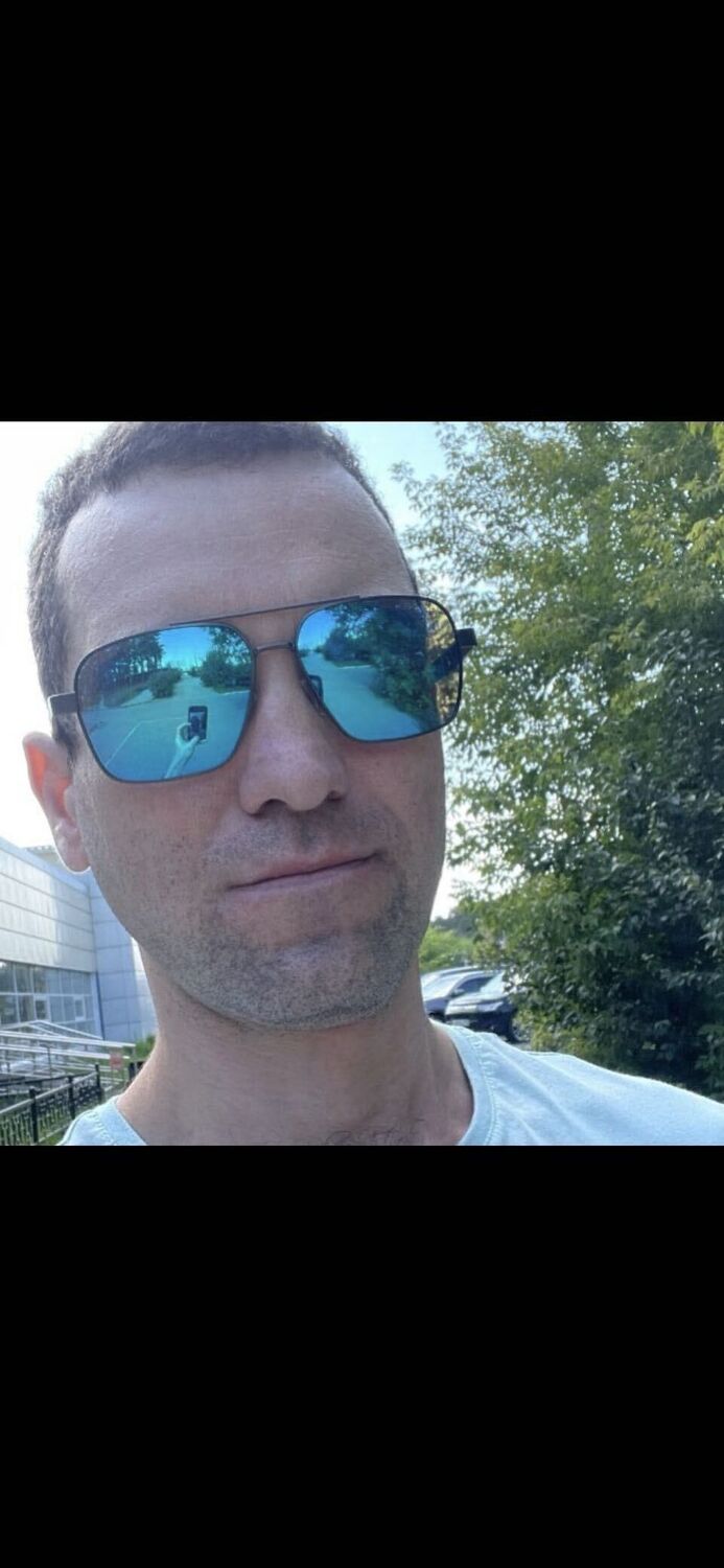  53832717  Antony, 40 ,    