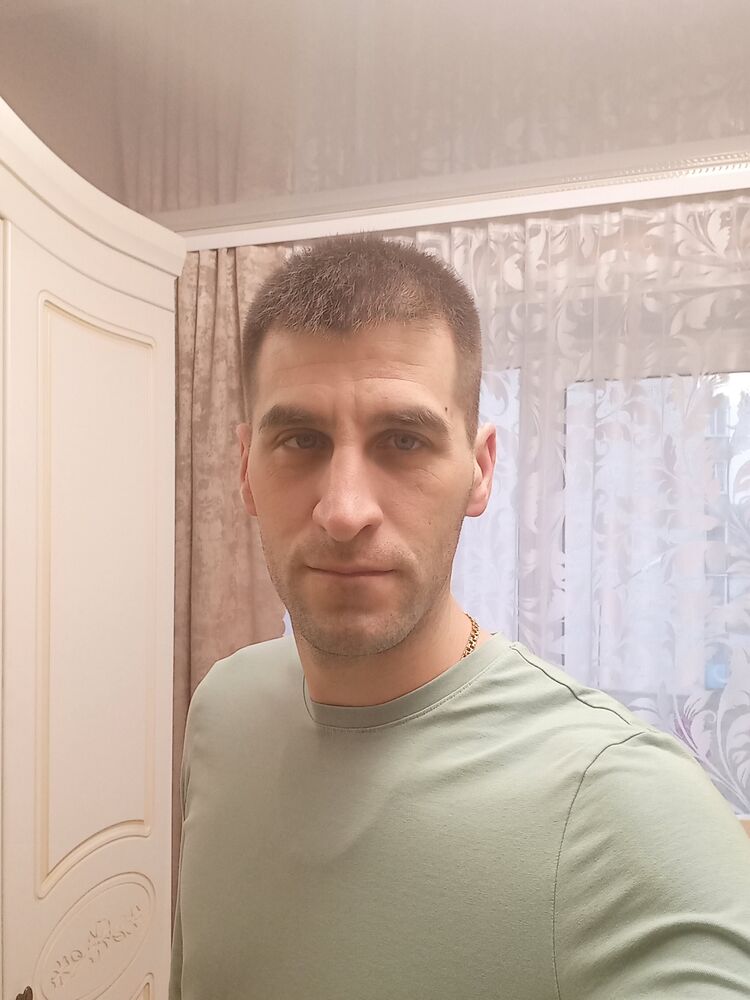  42997717  , 33 ,    