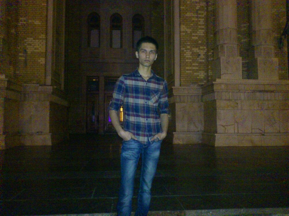  4237387  Oybek, 35 ,    