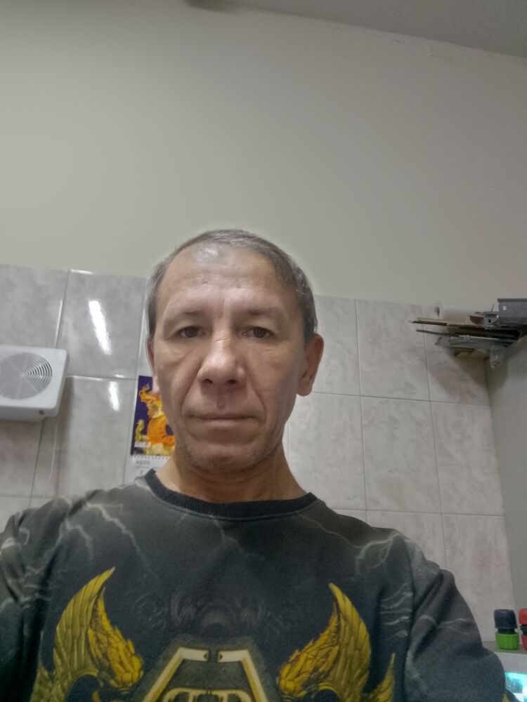  47407997  , 52 ,    