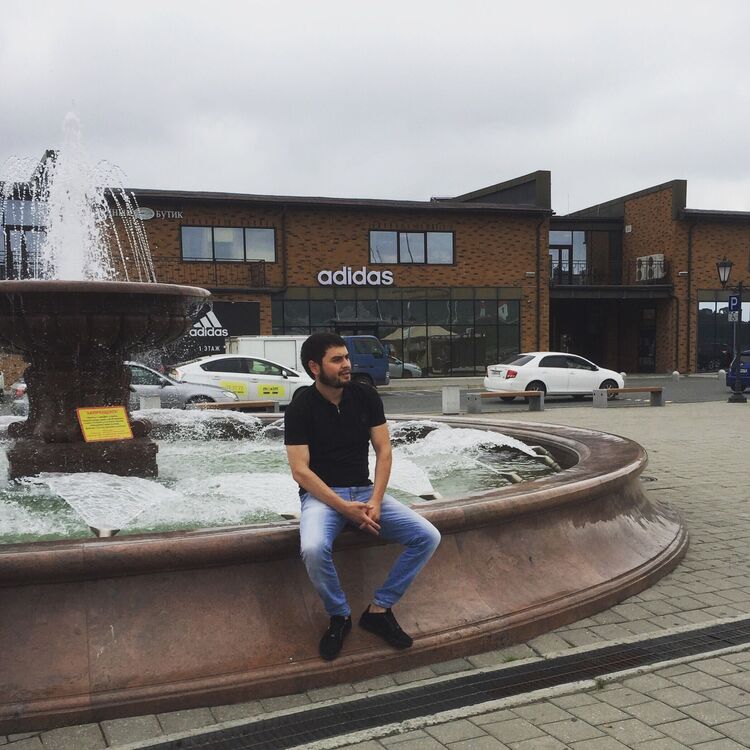  ,   Artur, 31 ,   ,   