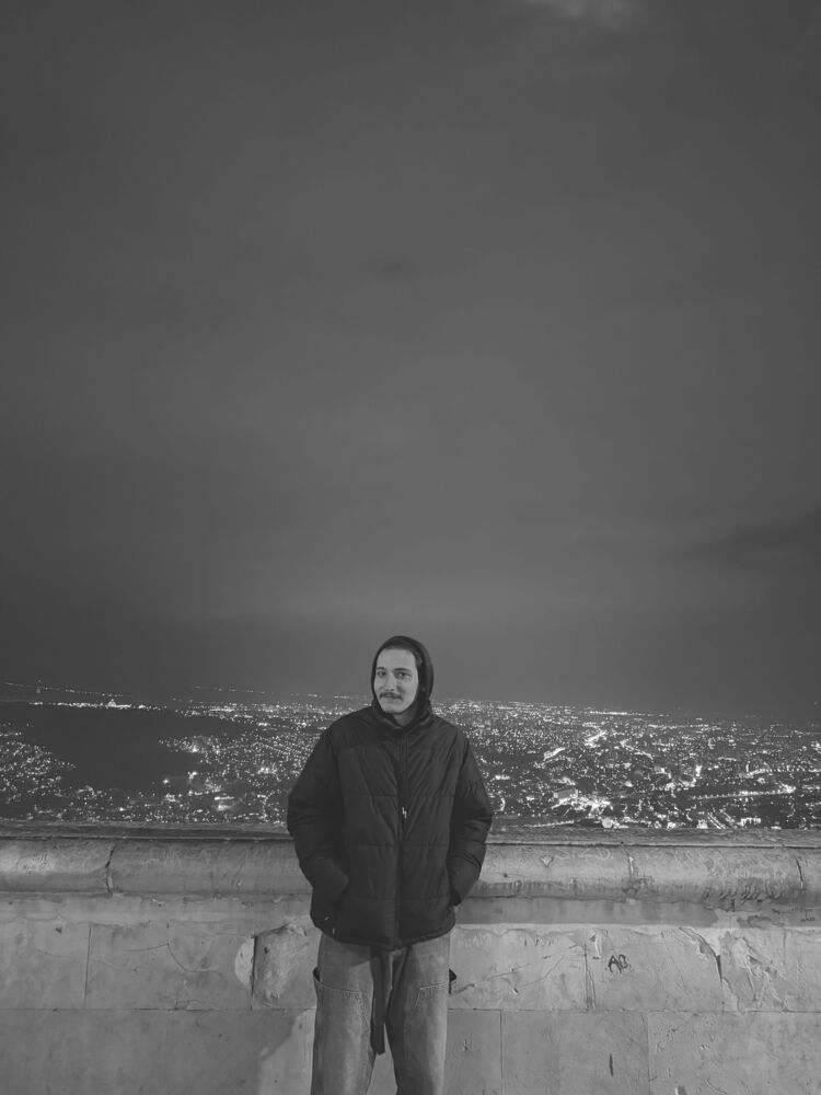  Praha,   George, 24 ,   ,   