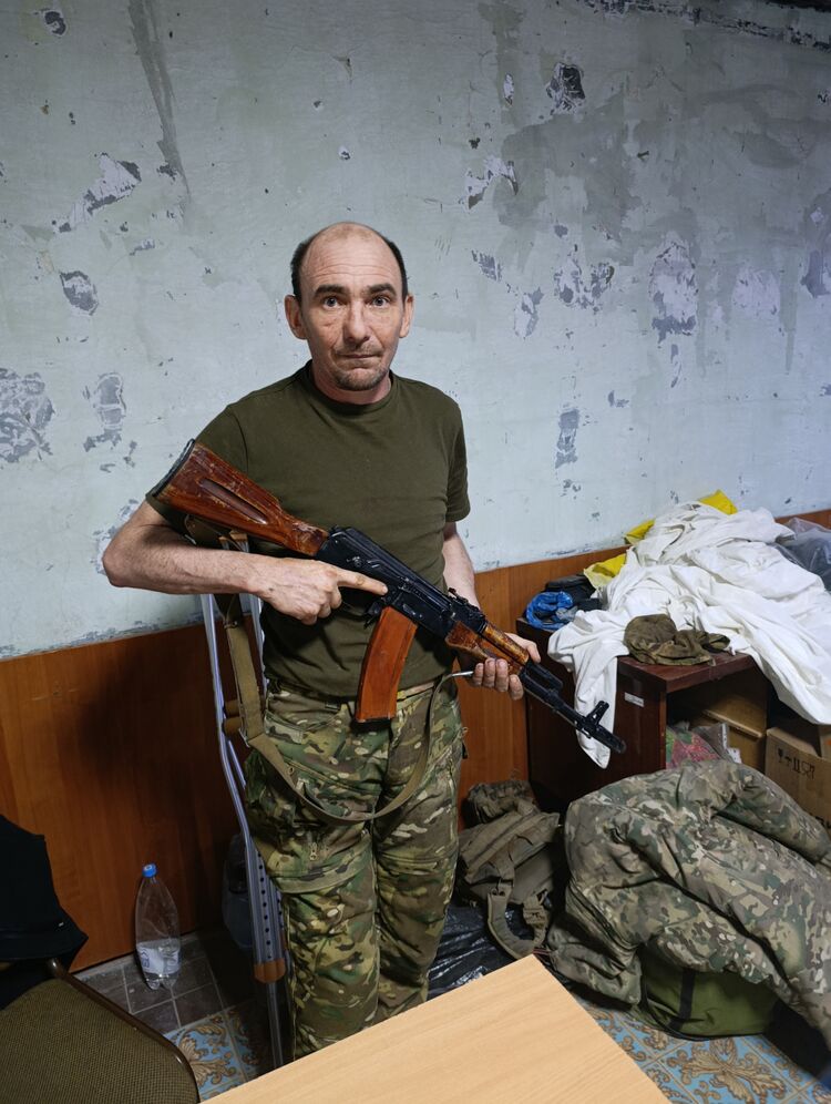  52816997  , 40 ,    -