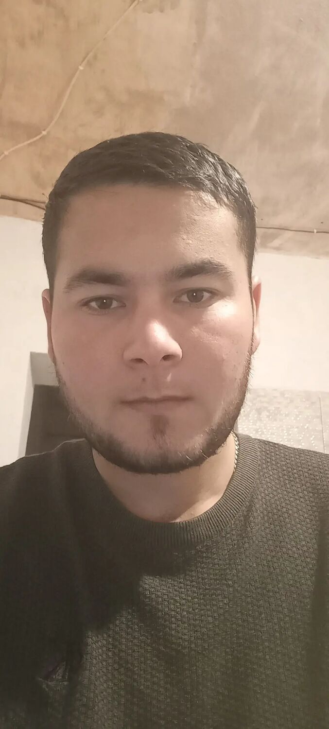  29313457  Feruz, 28 ,    