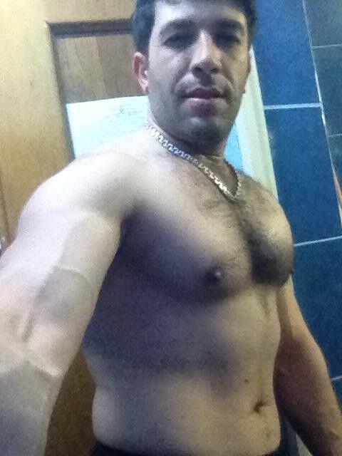  ,   Emilyo, 38 ,   ,   , c 