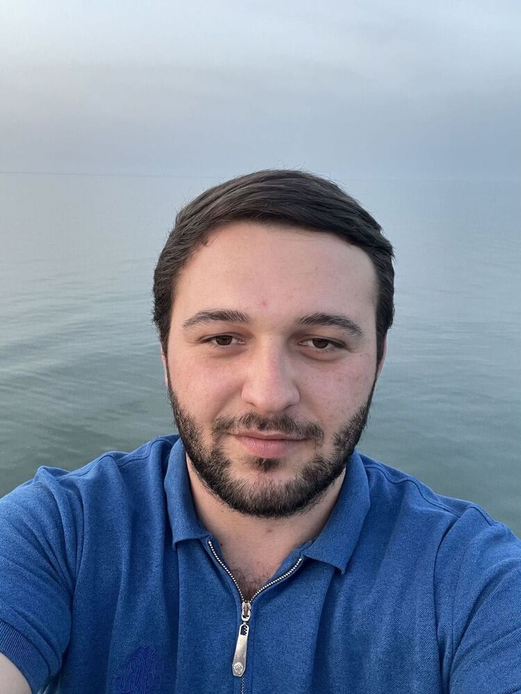  ,   Dima, 29 ,   