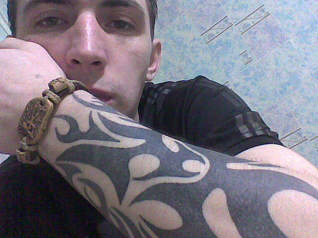  ,   Dima, 32 ,   
