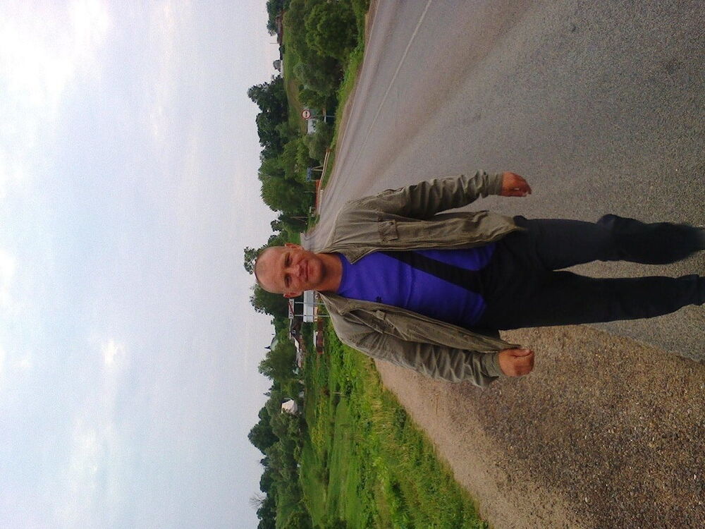  4426087  Andrej, 45 ,    