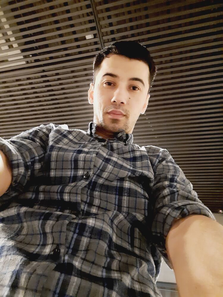  26101657  Alisher, 34 ,    